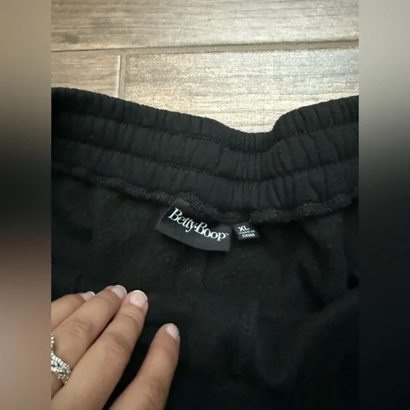 Betty Boop Black Shorts with Blue Graphic - Picture 4 of 5